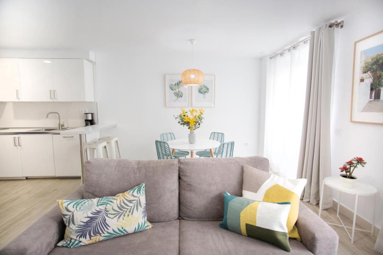 Nueva Almudena Apartment By Cadiz4Rentals ภายนอก รูปภาพ