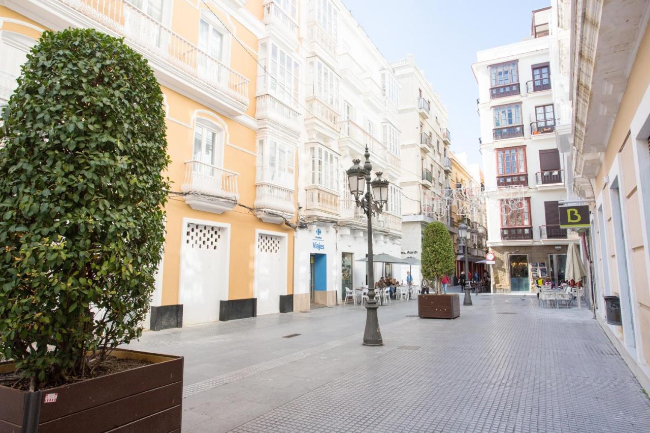 Nueva Almudena Apartment By Cadiz4Rentals ภายนอก รูปภาพ